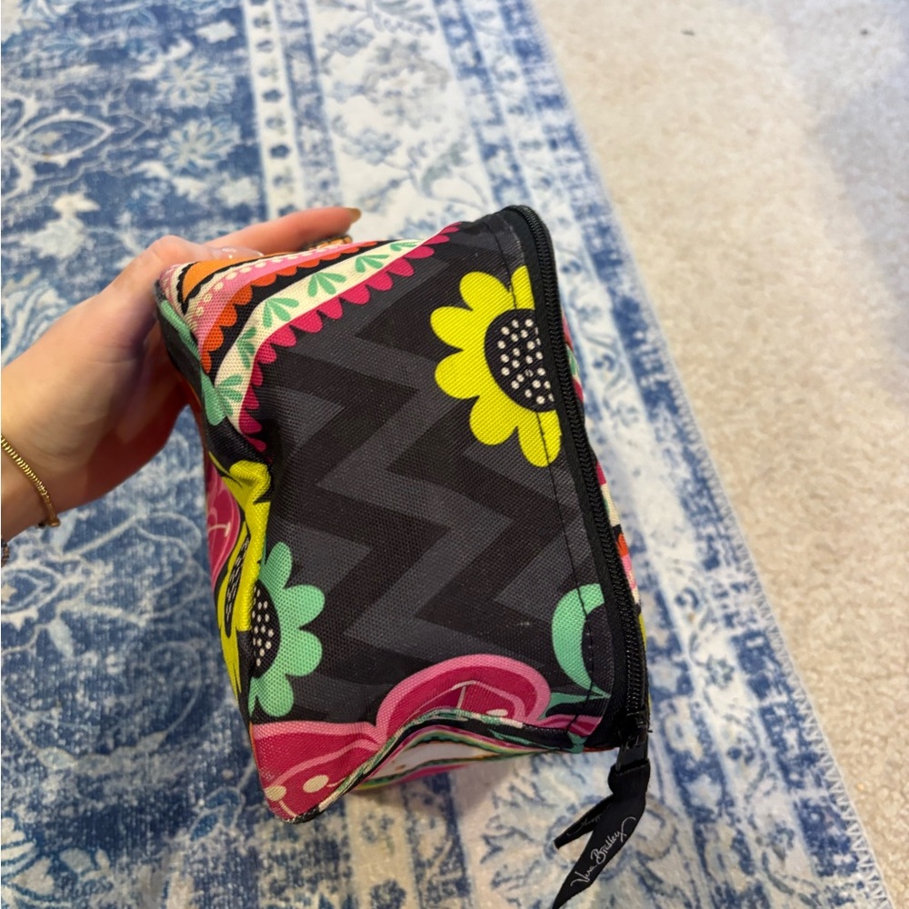 Vera Bradley Lunch Bag Floral “Ziggy Zinnia” - Picture 3 of 8